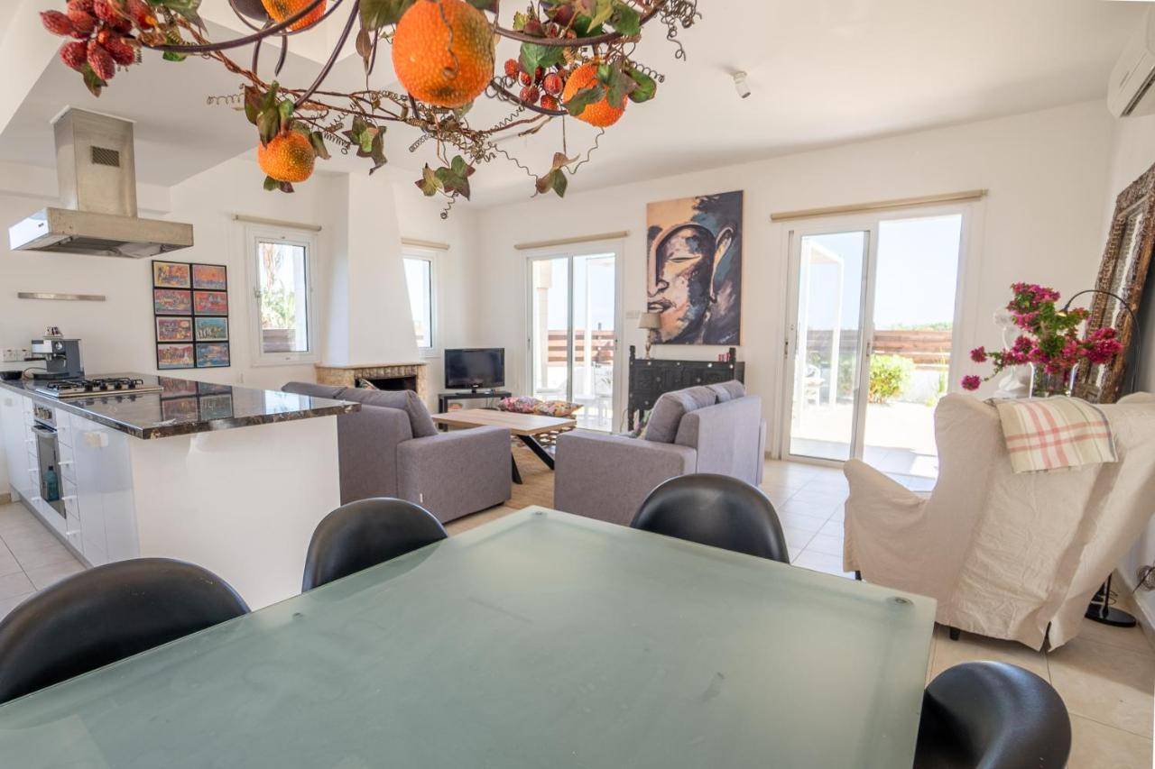 Villa Chill And Joy Paralimni Exterior photo
